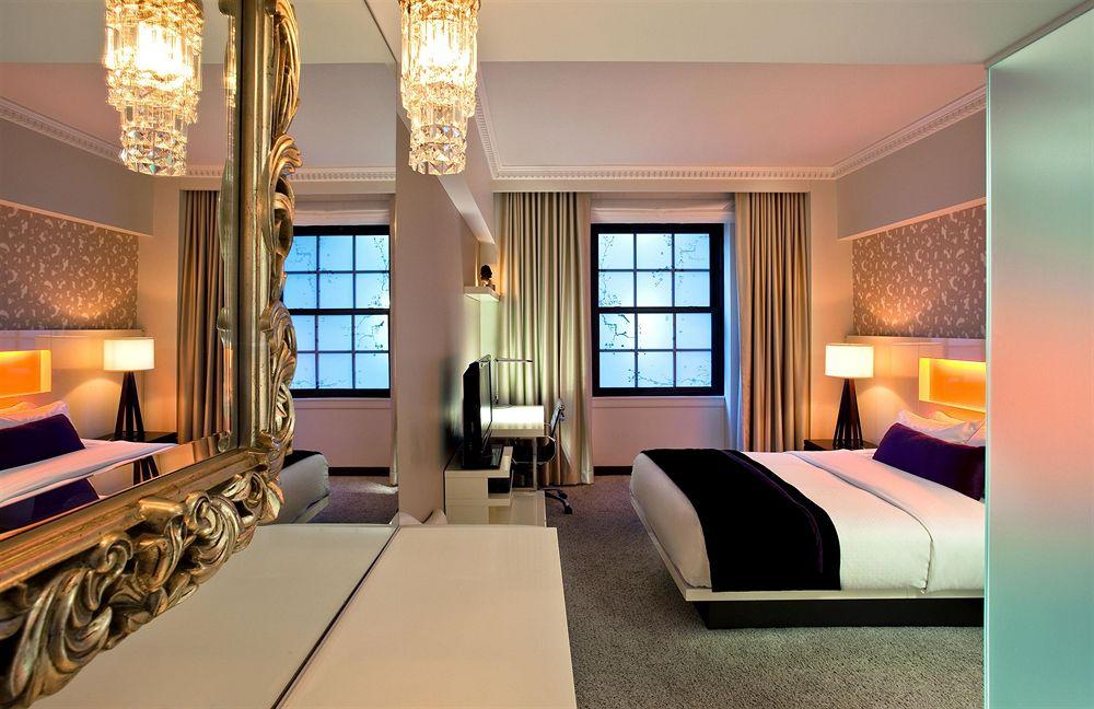 Hotel Washington Esterno foto A bedroom at the W London